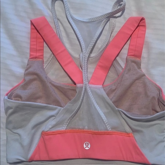 Lulu lemon sports bra - Picture 2 of 2